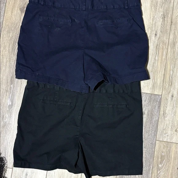 Loft black and blue khaki Shorts 16 - Picture 4 of 5
